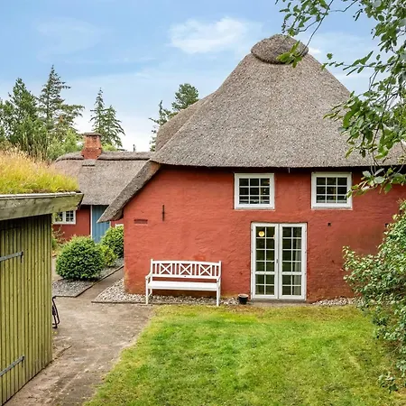 Wiss - 4-1km From The Sea By Interhome