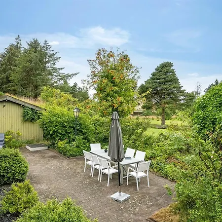 Wiss - 4-1km From The Sea By Interhome *